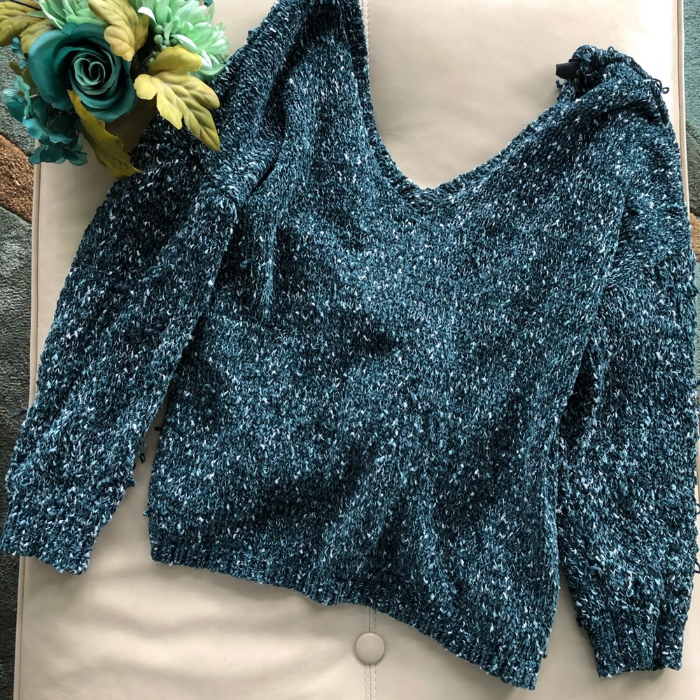 [Francesca’s] evergreen twist back sweater